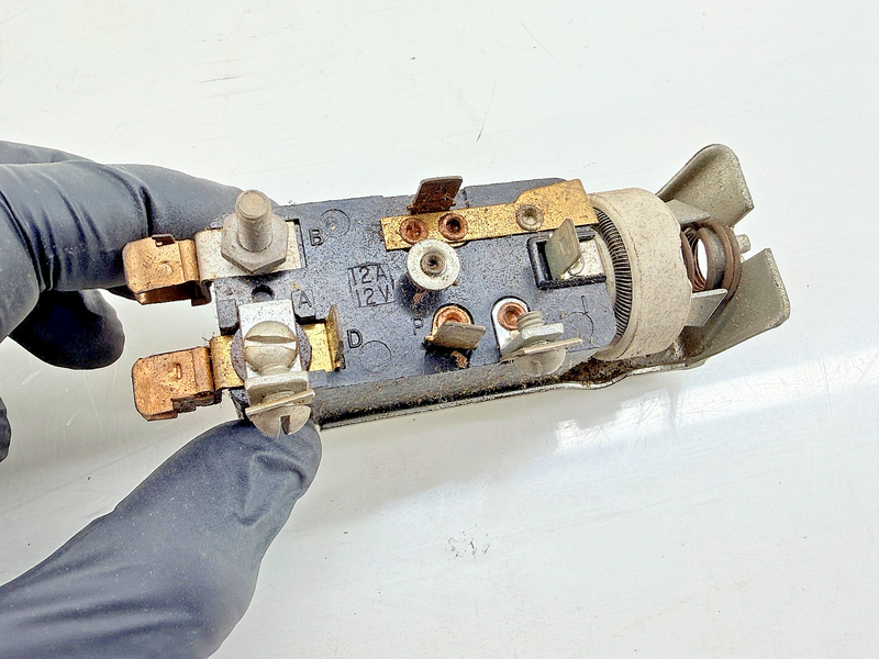 (1) NOS 1955 1956 1957 1958 1959 FORD TRUCK HEADLIGHT SWITCH C75-29