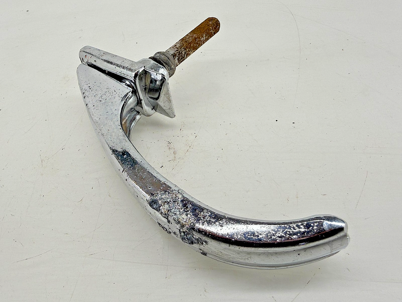Vintage 1942 - 1947 FORD PASSENGER CAR OUTSIDE DOOR HANDLE C67-3