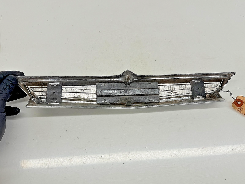 OEM 1961 MERCURY Monterey Meteor Comet HOOD ORNAMENT EMBLEM C1MB-16607-C C60-37