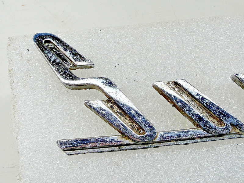 OEM 1959 OLDSMOBILE SUPER 88 EMBLEM SCRIPT BADGE 575229 E9-82
