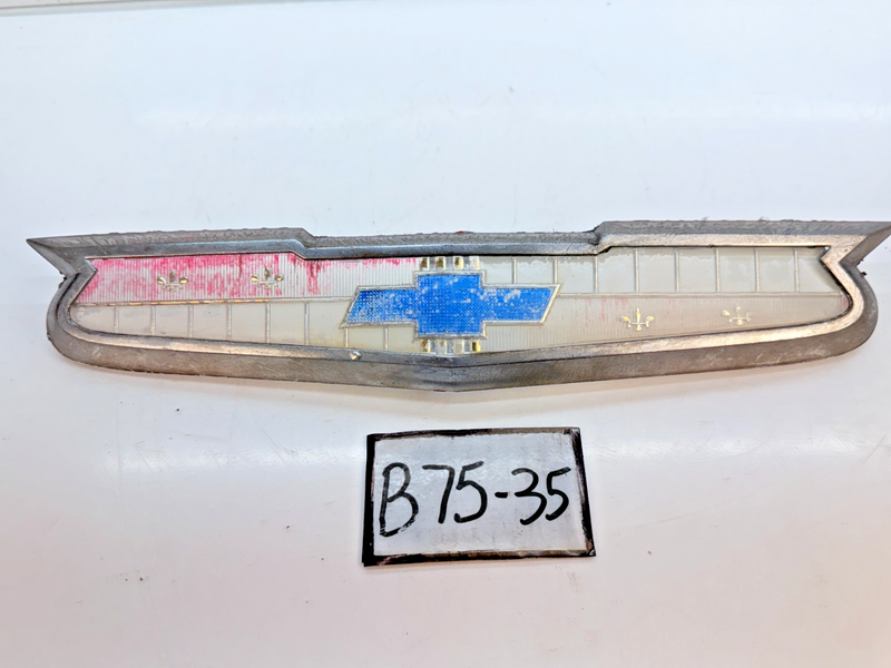 OEM 1958 CHEVROLET PASSENGER 6 CYLINDER HOOD EMBLEM 3750379 B75-35