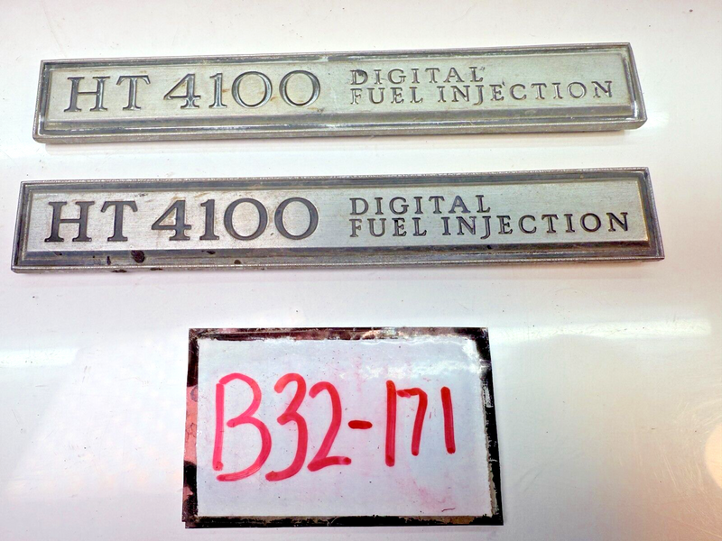 Cadillac HT 4100 Digital Fuel Injection Emblems Eldorado Deville HT4100 B32-171