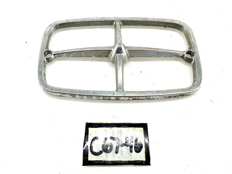 OEM 1969 - 1970 GM Pontiac GTO Parking Lamp Bezel Turn Signal 5961607 C67-46