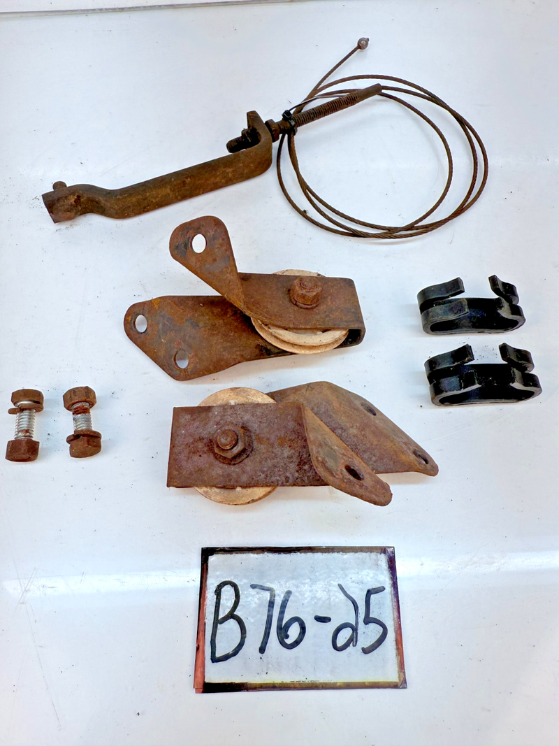 OEM 1959 1960 CHEVROLET Impala Set BRAKE CABLE GUIDES Rollers B76-25