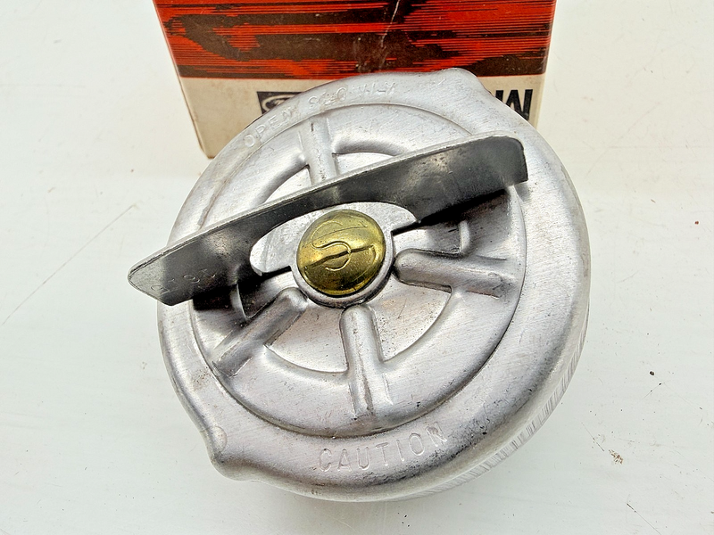 NOS 1975 1976 Camaro Cordoba Charger Monaco Fuel Gas Cap FC-718 C75-24