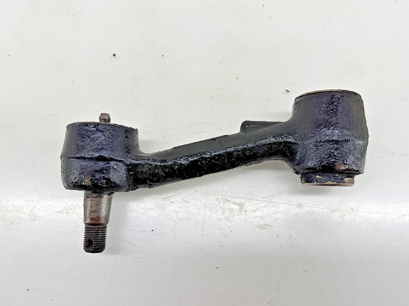 NOS 1965 1966 Ford Mustang Falcon Ranchero Steering Idler Arm 8117 C18-74