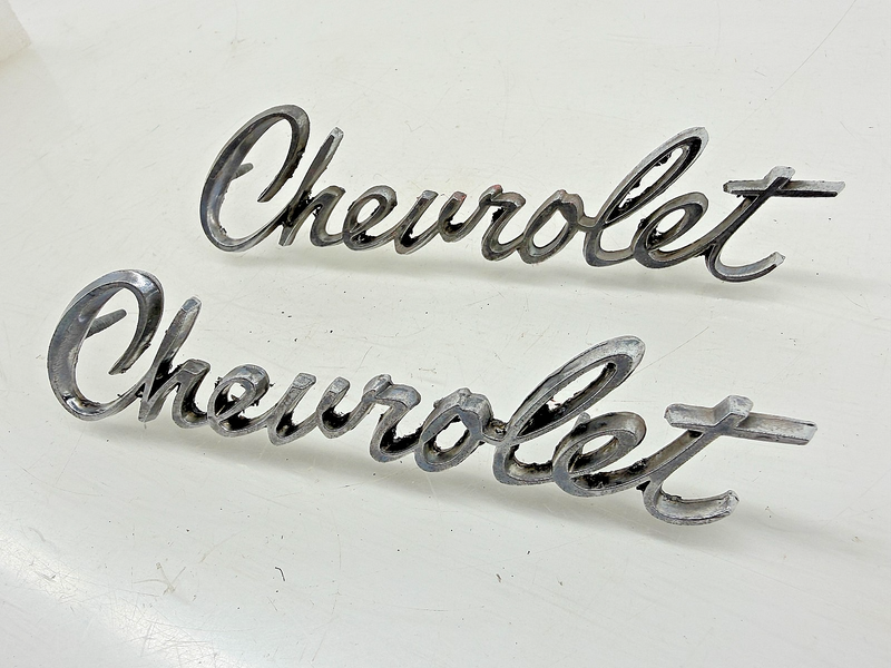 OEM  1966 1967 1968 Chevrolet Emblem Badge Script Pair E9-117