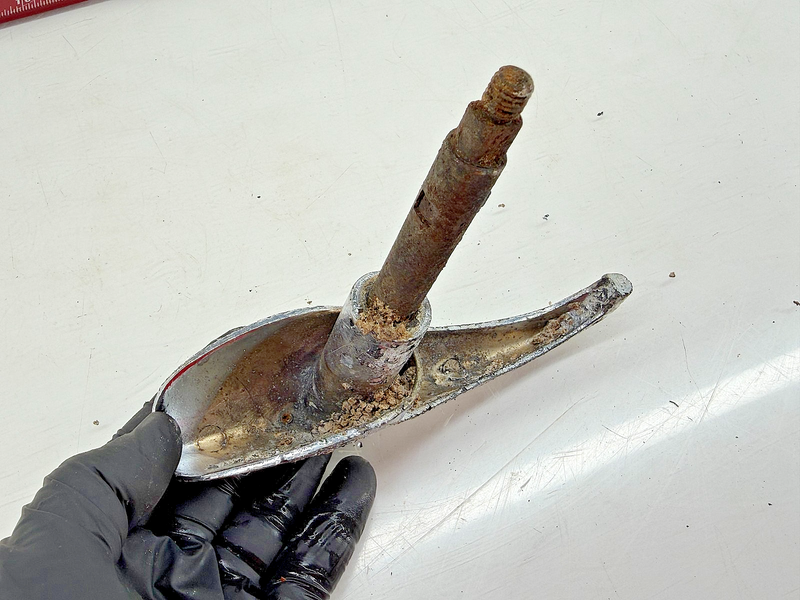 Vintage 1942 - 1946 1947 Chevrolet Aero Rear Trunk Handle Pontiac Chevy C34-50