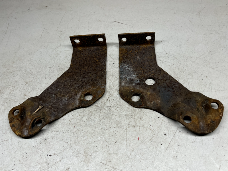1960 Impala Bel Air Biscayne 2/4 Dr Rear Bumper Center Frame Brackets Set B24-9