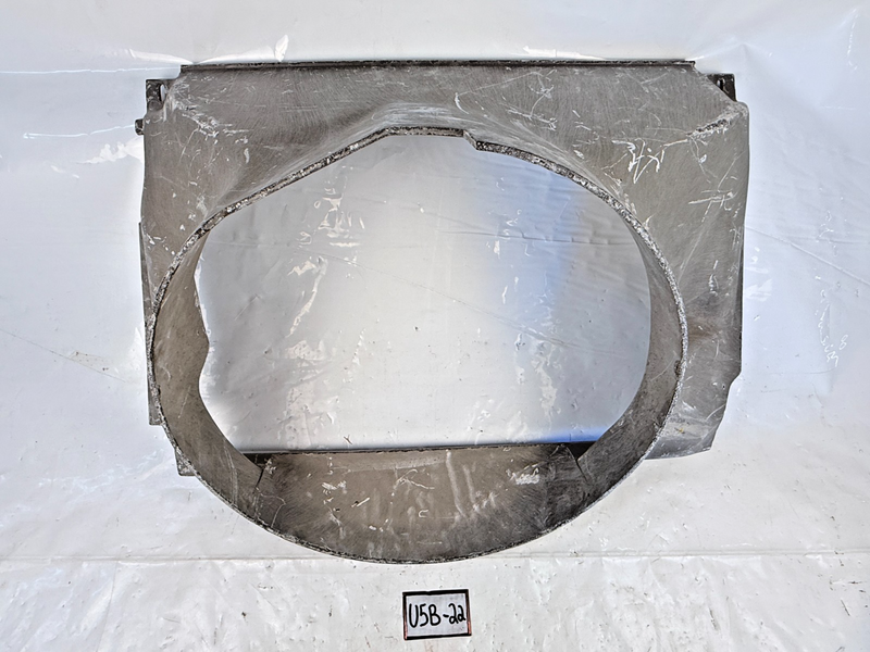 RARE NOS Genuine OEM 1976 Early Corvette Fan Shroud GM Original 368681 U5B-22
