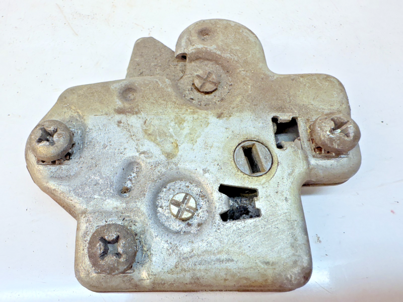 OEM 1961 1962 Corvette / 1959 1960 Impala BelAir Trunk Latch Lock B4-39