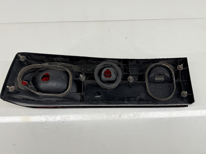 OEM 1987 - 1993 Mustang Foxbody Gt RH Red Tail Light Assembly E3ZB-13440-AC B81