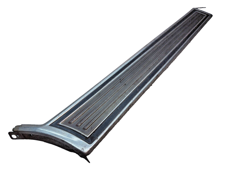 1972 Ford Gran Torino Sport Left Rear Quarter Panel Trim 72 B44-5