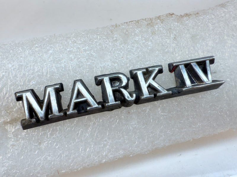 OEM Ford Lincoln MARK IV PAIR OF Car Emblem METAL Ford 1972 - 1976 B32-229