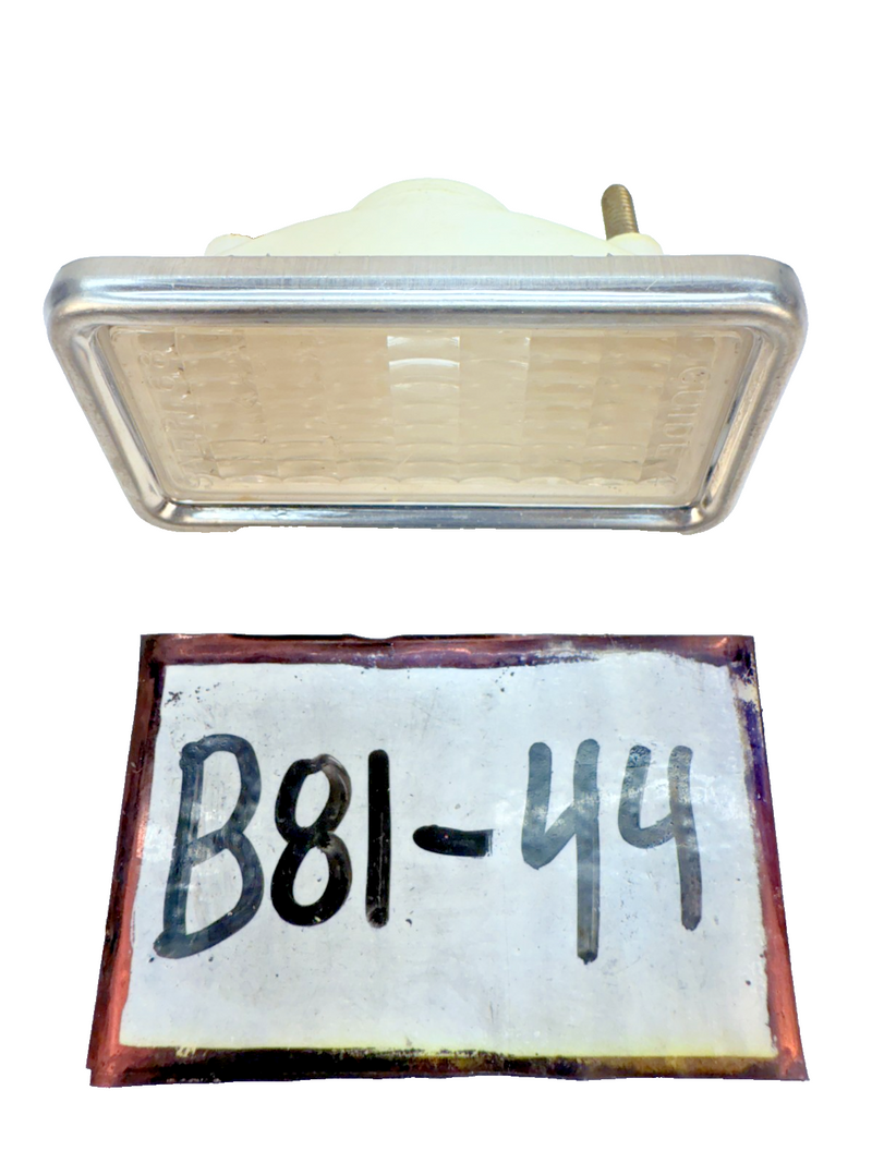 OEM GM 1968 1969 C3 Corvette Front Side Marker Light Lamp Retainer B81-44