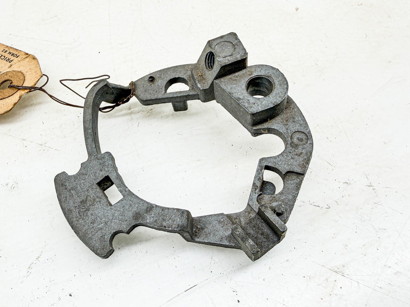 VINTAGE 1940S 1950S BUICK HORN RING MOUNT CASTING WITH TAG C76-177