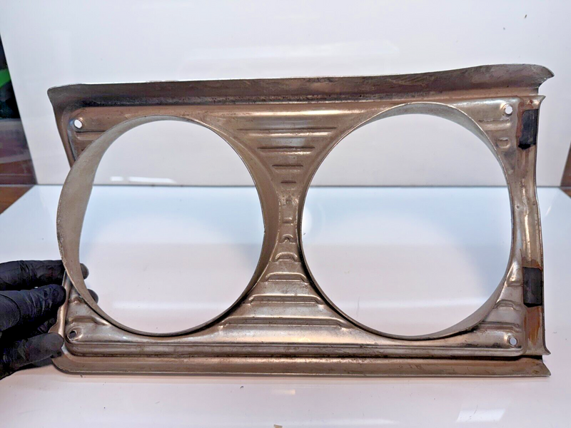 OEM 1964 PLYMOUTH  Sport Fury Savoy Belvedere DRIVER SIDE HEADLIGHT BEZEL B48-2