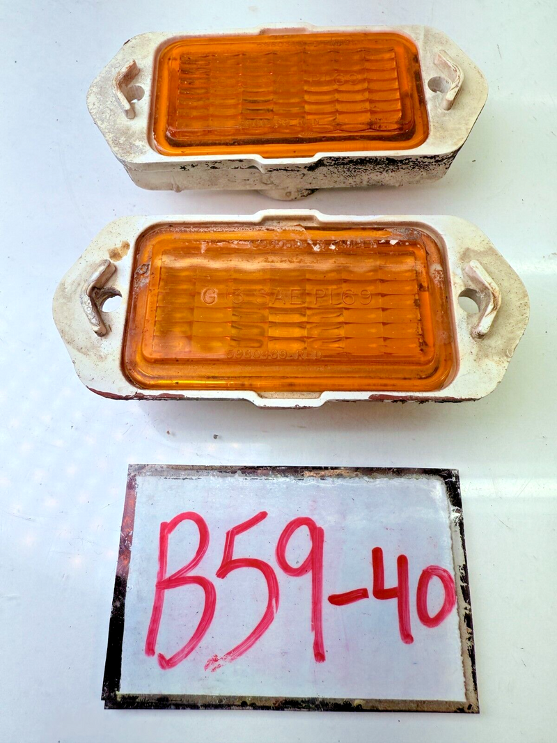 OEM 1969 Camaro RS SS Z/28 Yenko Chevelle Malibu REAR MARKER LAMP LIGHT B59-40