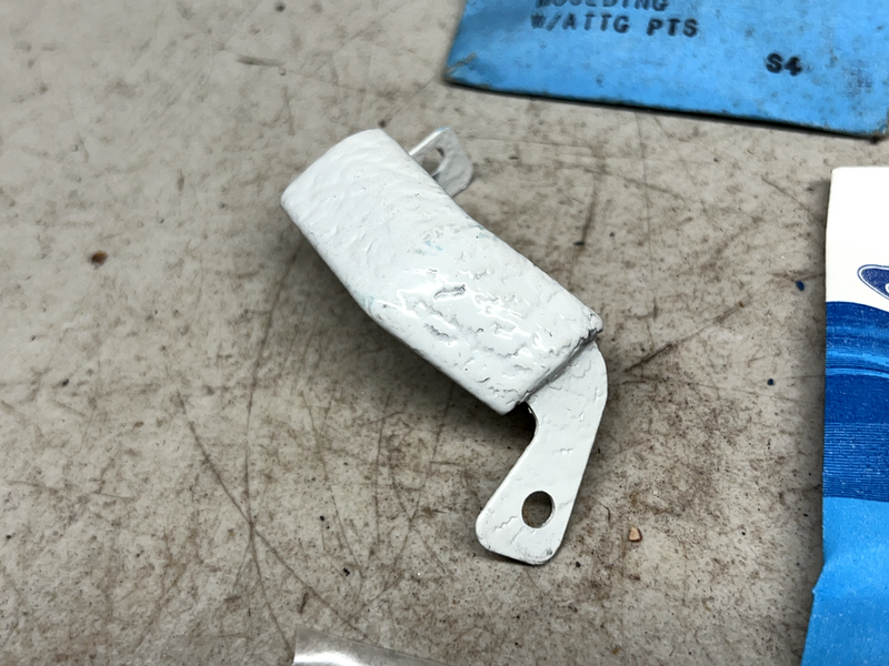 NOS 1978 79 80 81 82 83 FORD FAIRMONT BACK BELT SIDE MOULDING RH B29-84