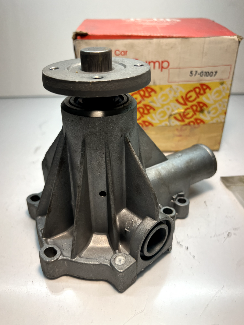 NOS GMB 74-89 Volvo 760 340 360 240 Sedan Wagon Water Pump 2.0 2.3L 275619 C3-9