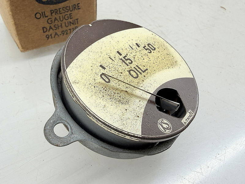 NOS 1937 - 1940 FORD OIL PRESSURE GAUGE DASH UNIT 91A-9273B C77-23