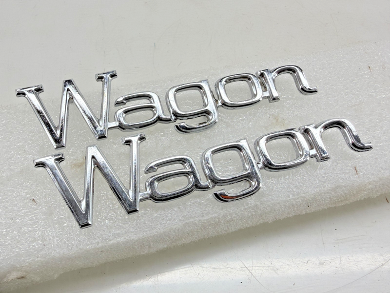 OEM 1971 1972 Ford Wagon EmblemS Name Plate D1AZ-7125622-A E9-11