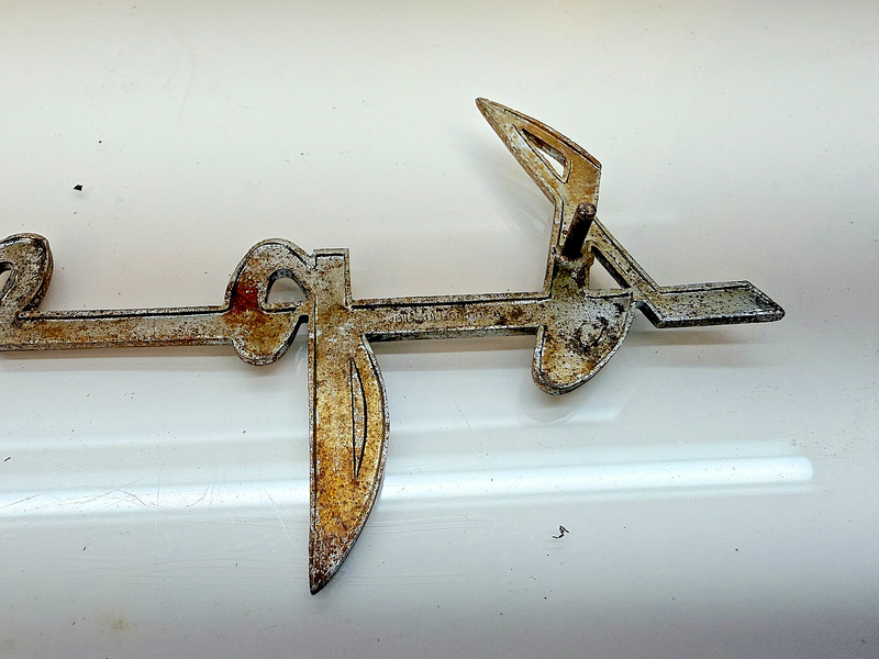 VINTAGE Original 1941 1942 PACKARD SPECIAL SCRIPT EMBLEM Badge E8-59