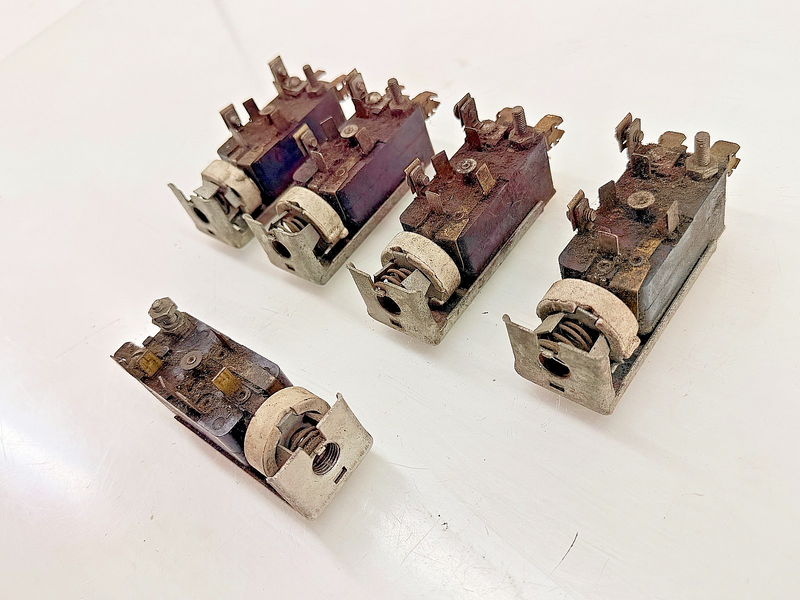 (1) OEM 1955 1956 1957 1958 1959 FORD TRUCK HEADLIGHT SWITCH C67-166