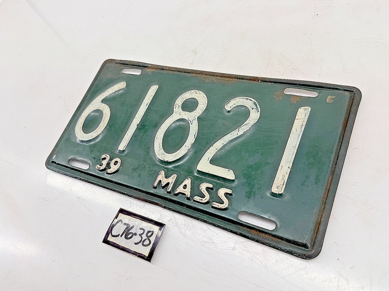 Orig. Paint 1939 61821 Massachusetts License Plate Sign MA 61.821 C76-38