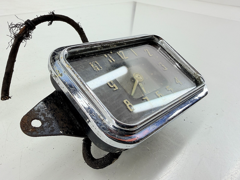 Original GM  1937 1938 1939 1940 Chevrolet Dash Clock Chevy C73-22