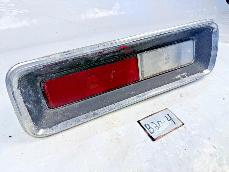 OEM 1967 1968 CHEVY CAMARO LEFT DRIVER SIDE TAIL LIGHT 5959299 LH B20-4