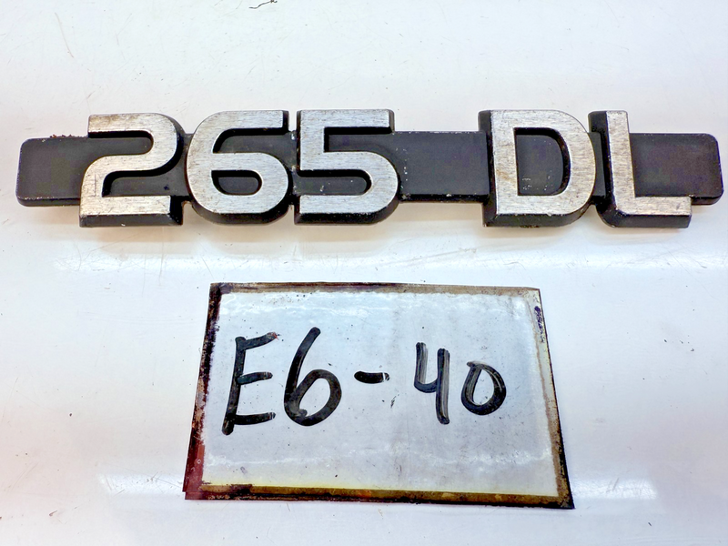 OEM 1979 Volvo 240 245 DL Trunk Badge Tailgate Emblem E6-40