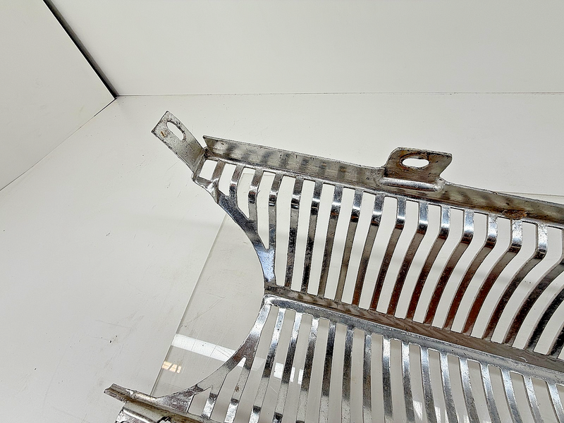 RARE Vintage OEM 1962 Mercury Monteray Grill 62 grille U5B-114