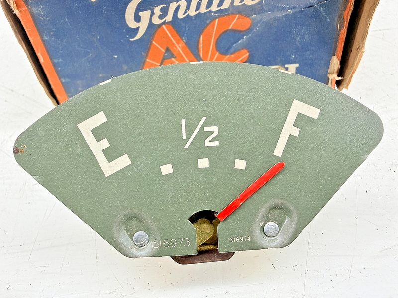 NOS 1947 1948 Chevrolet Trucks Gasoline Gauge 1516973 C71-18