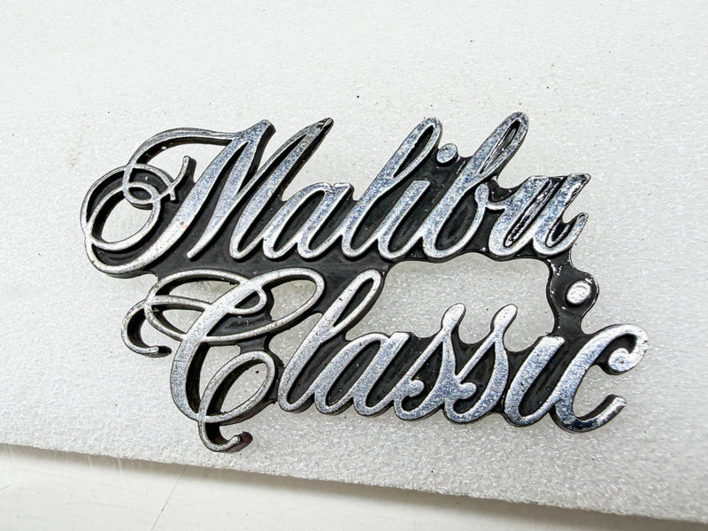 OEM 1974 - 1983 CHEVELLE MALIBU CLASSIC SCRIPT EMBLEM 345383 E10-54