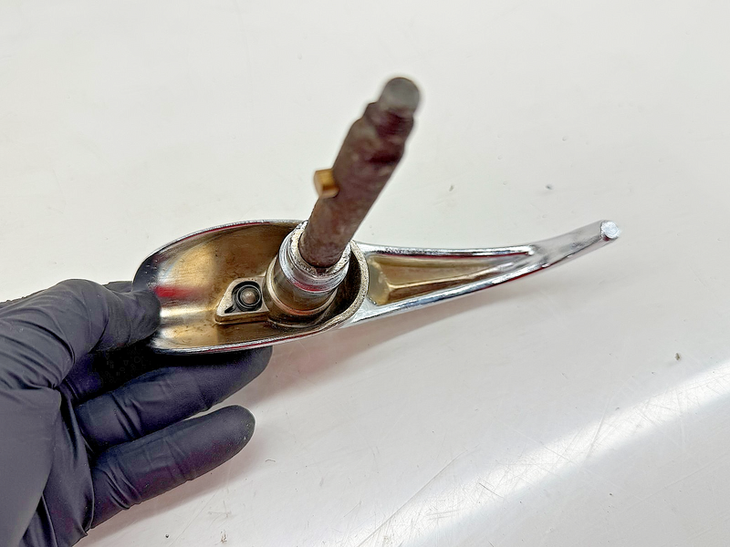 Vintage 1942 - 1946 1947 Chevrolet Aero Rear Trunk Handle Pontiac Chevy C34-48