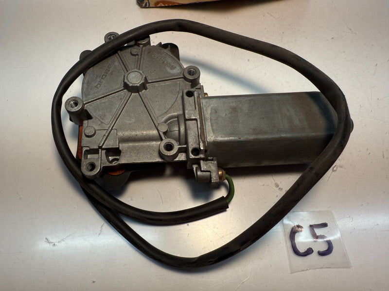 NOS Front Window Motor Audi  1985-1992 443959802F C5-2