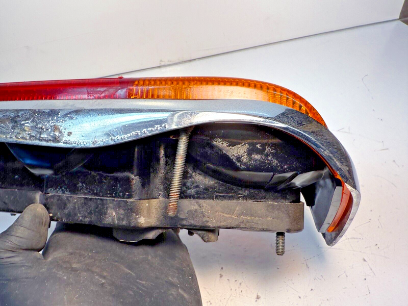 Genuine Mercedes W113 Pagoda 1968-71 Left Tail Light Complete 68 69 70 71 C8-21