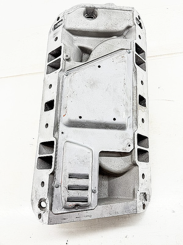 Edelbrock R4B Jeep AMC 304 360 390 401 1966 - 69 V8 Aluminum Intake Manifold M-8