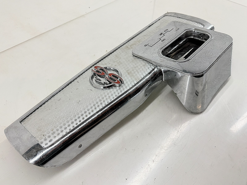 Vintage 1963 Chevy Impala SS Automatic Center SHIFTER Console Chrome 3827422 C36