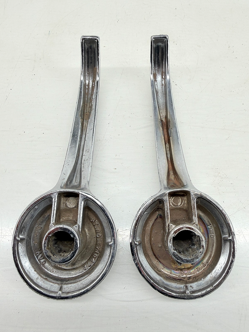 OEM 1964 - 1967 Chevy Corvette Chevelle Interior Door Handles 5719472 C67-96