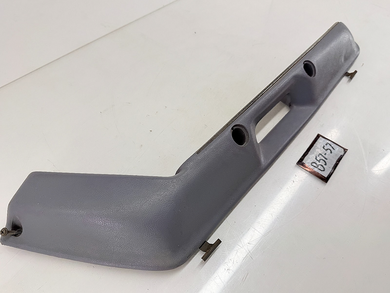 OEM 1987 - 1993 FORD MUSTANG DOOR RH PANEL ARMREST PULL HANDLE E7ZB-6124144 B57