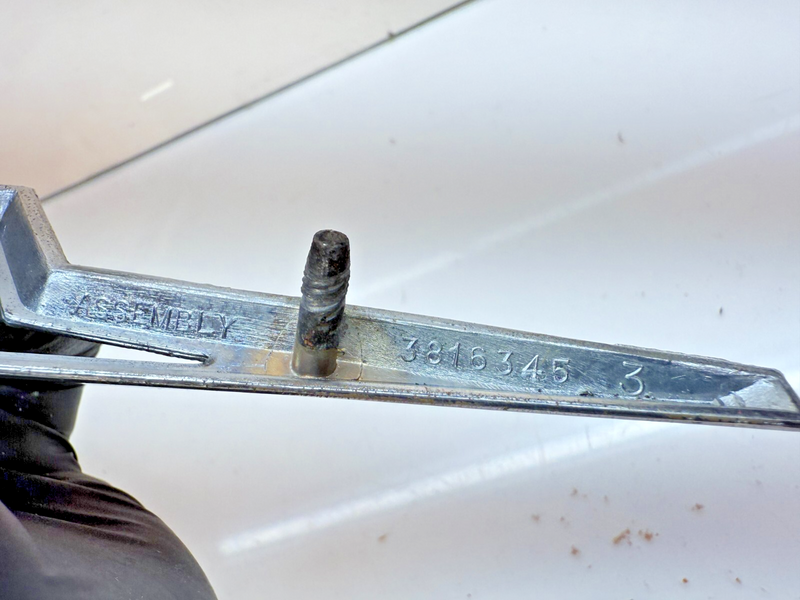 Original 1962 Chevy Hood Emblem Impala Belair Biscayne SS Full Size 62 B66-29