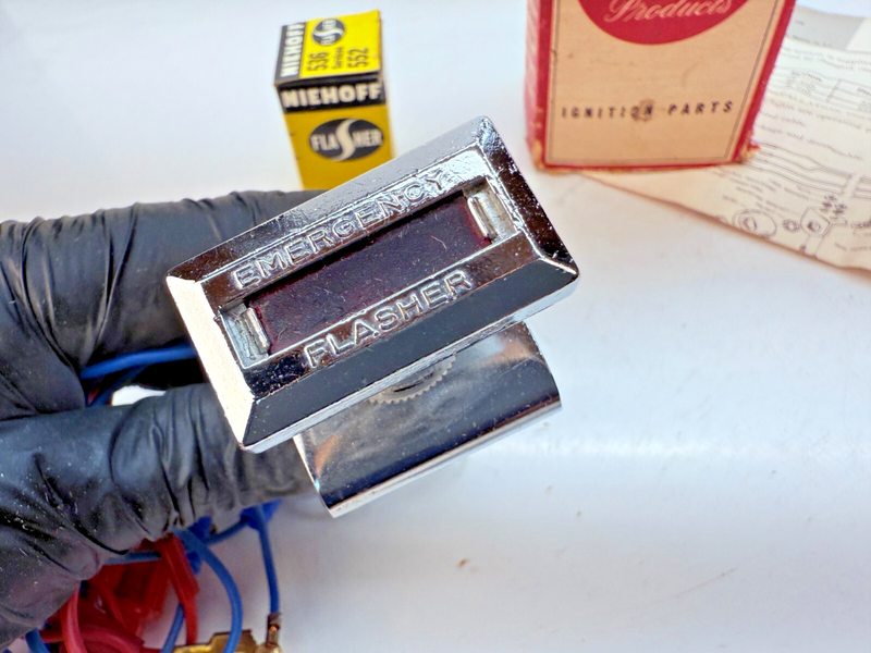 VINTAGE NOS NIEHOFF DASHBOARD ACCESSORY WARNING FLASHER CHEVY BUICK FORD B73-19