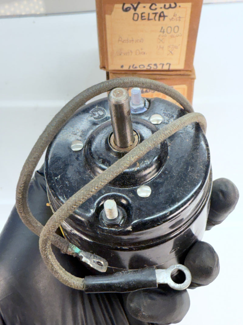 (1) NOS DELTA HEATER MOTOR 400 - ROTATION C.W - 5/16" SHAFT DIAMETER 6V C19-18