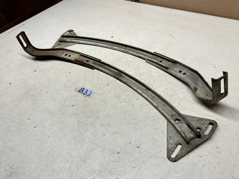 1968-1969 Torino GT Fastback Quarter Window Glass Guide Track RH LH PAIR 69 B33