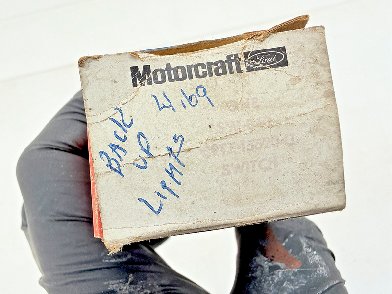 NOS 1969 - 1975 FORD F100 F250 TRUCK BACKUP LIGHT SWITCH C9TZ-15520 C76-126