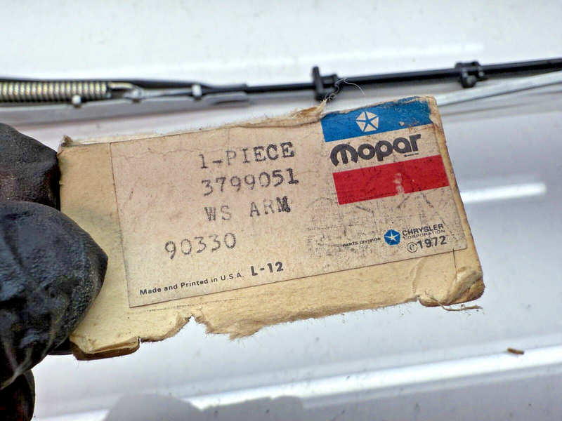 NOS Vintage Mopar Windshield Wiper Arm 3799051 90330 C20-48