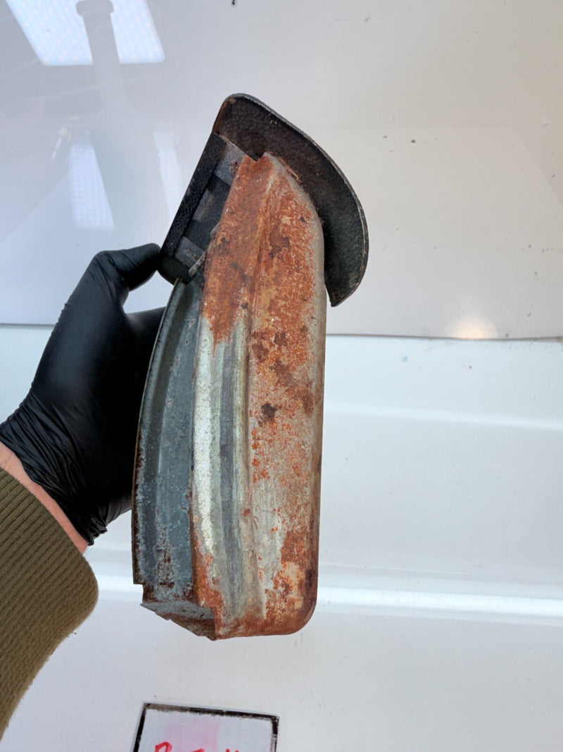 OEM 1966 1967 CHEVELLE MALIBU EL CAMINO SS396 ORIGINAL GM DASH ASH TRAY B17-47