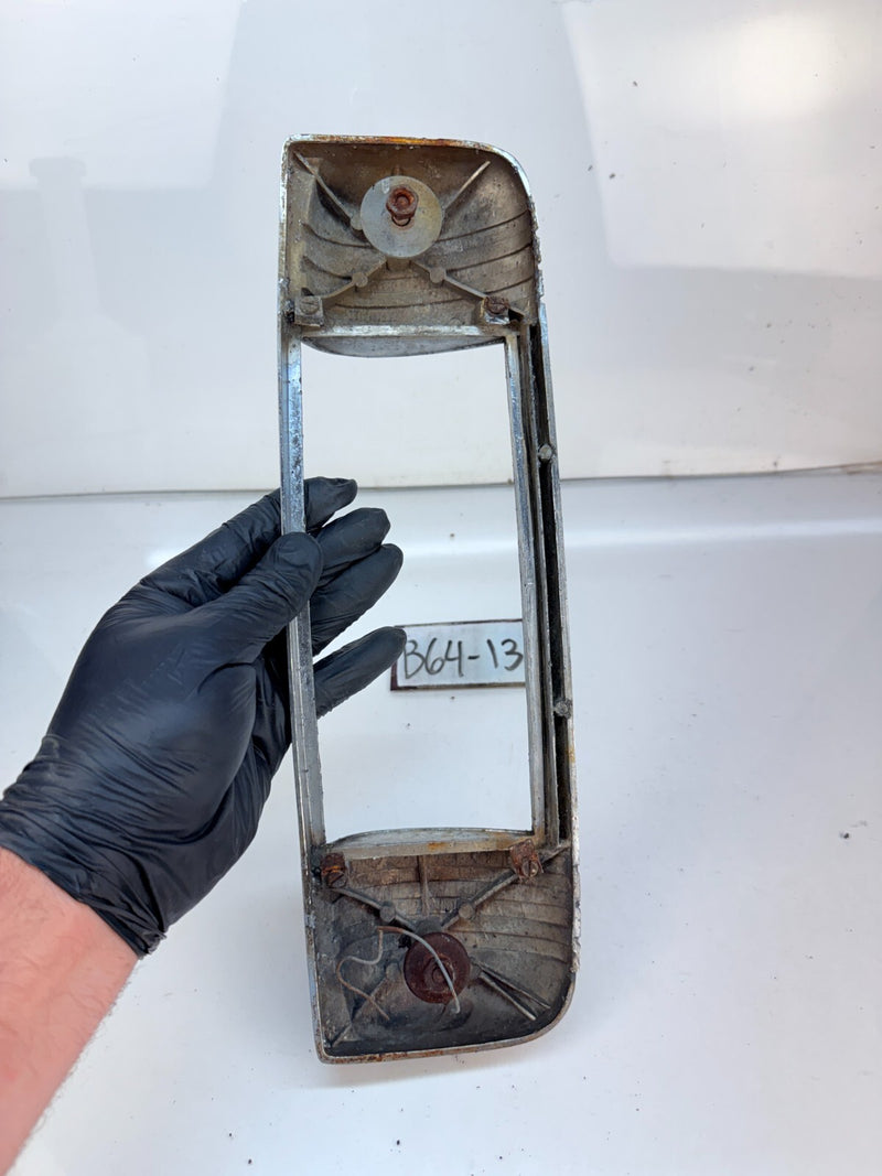 1946 - 1948 CHRYSLER DODGE DESOTO CENTER BRAKE LIGHT CHROME BEZEL 1149302 B64-13